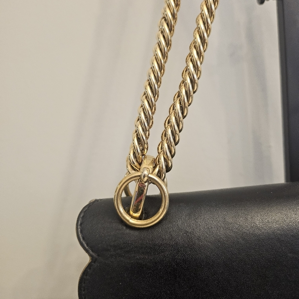 Fendi Kan I Scalloped Leather Chain Bag | Black | - Picture 5 of 14